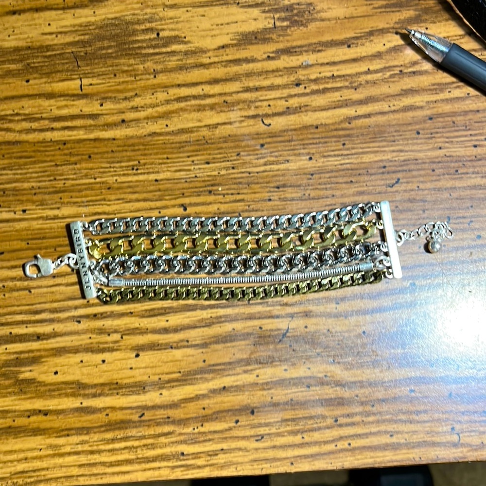 Mixed metal bracelet